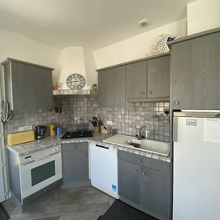 T4 à Vaux-sur-mer, Proche Plages, Jardin Et Terrasses - Fr-1-738-42 *